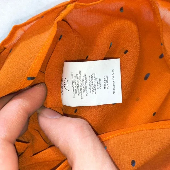 Cabi Orange Ruffle Neck Sleeveless Blouse Womens XS Polka Dot Tie Neck Top - Picture 5 of 9